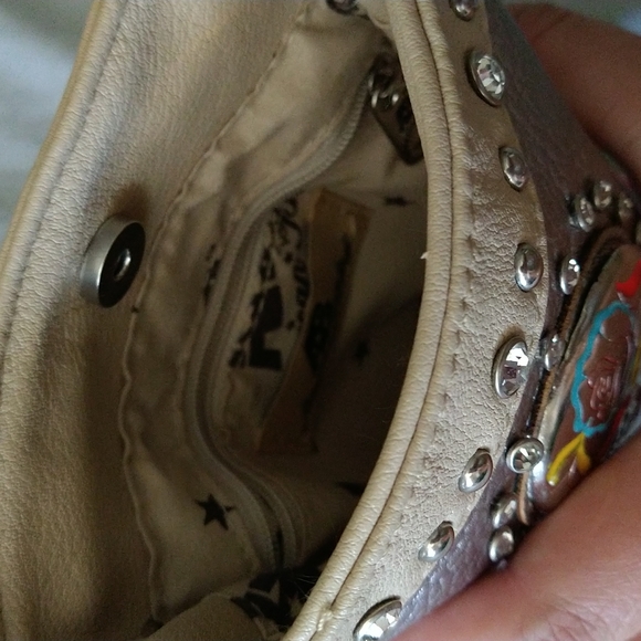 Updated- Skull and rhinestone satchel - Picture 2 of 4